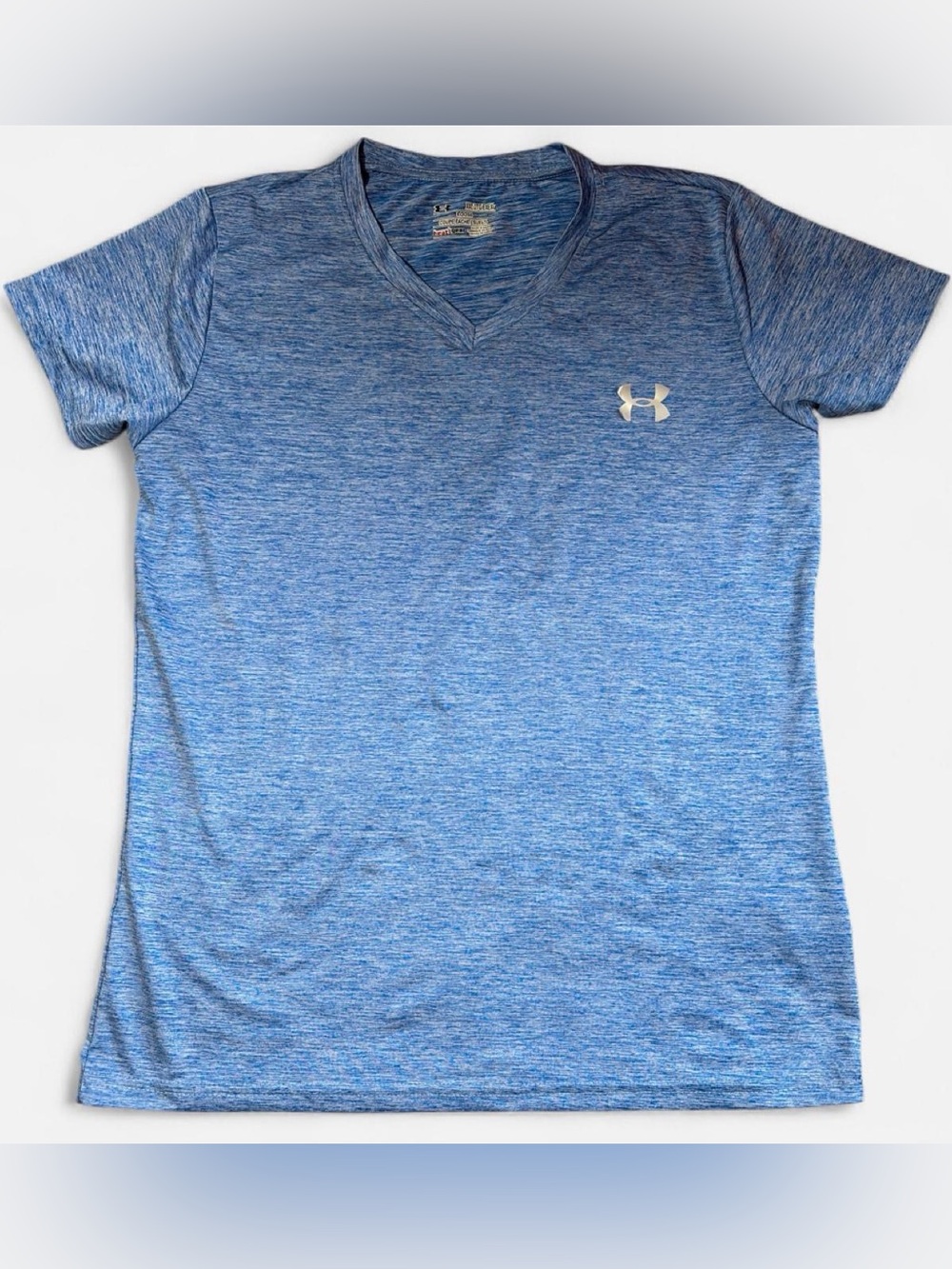 Under Armour Women’s Blue Heather V-Neck Short Sleeve Tee